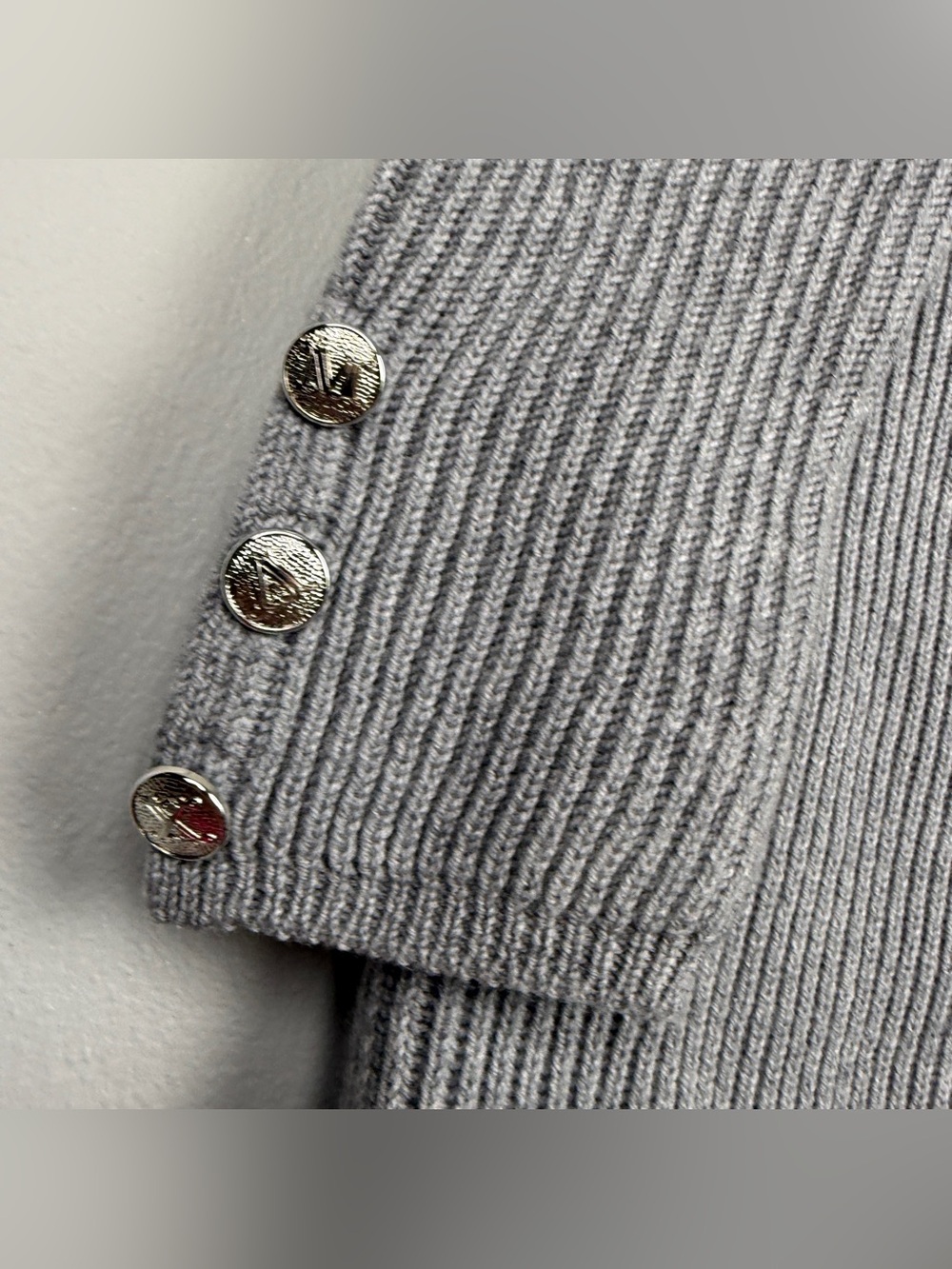 MaxMara Wool Ribbed Knit Pullover Grey Sweater - Picture 4 of 8